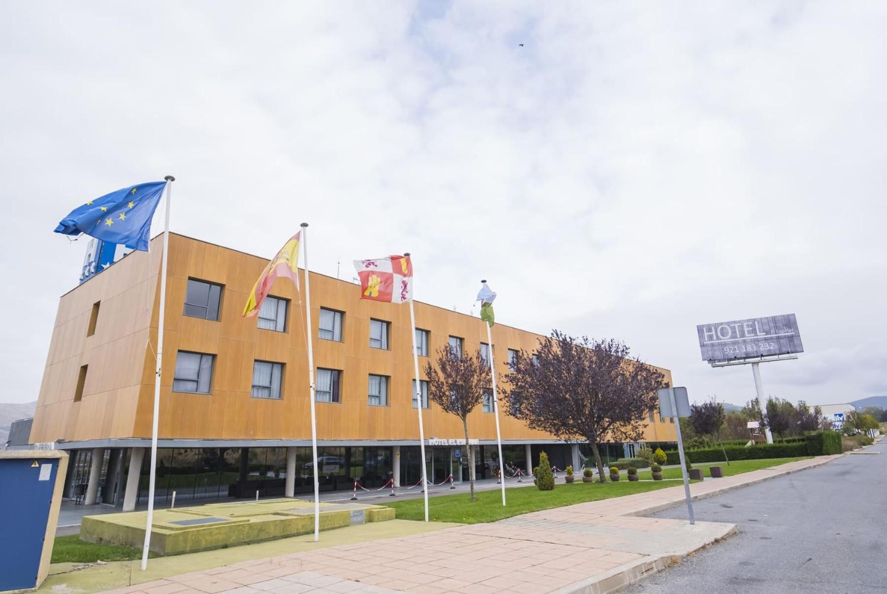 Alda El Espinar Hotel Ngoại thất bức ảnh