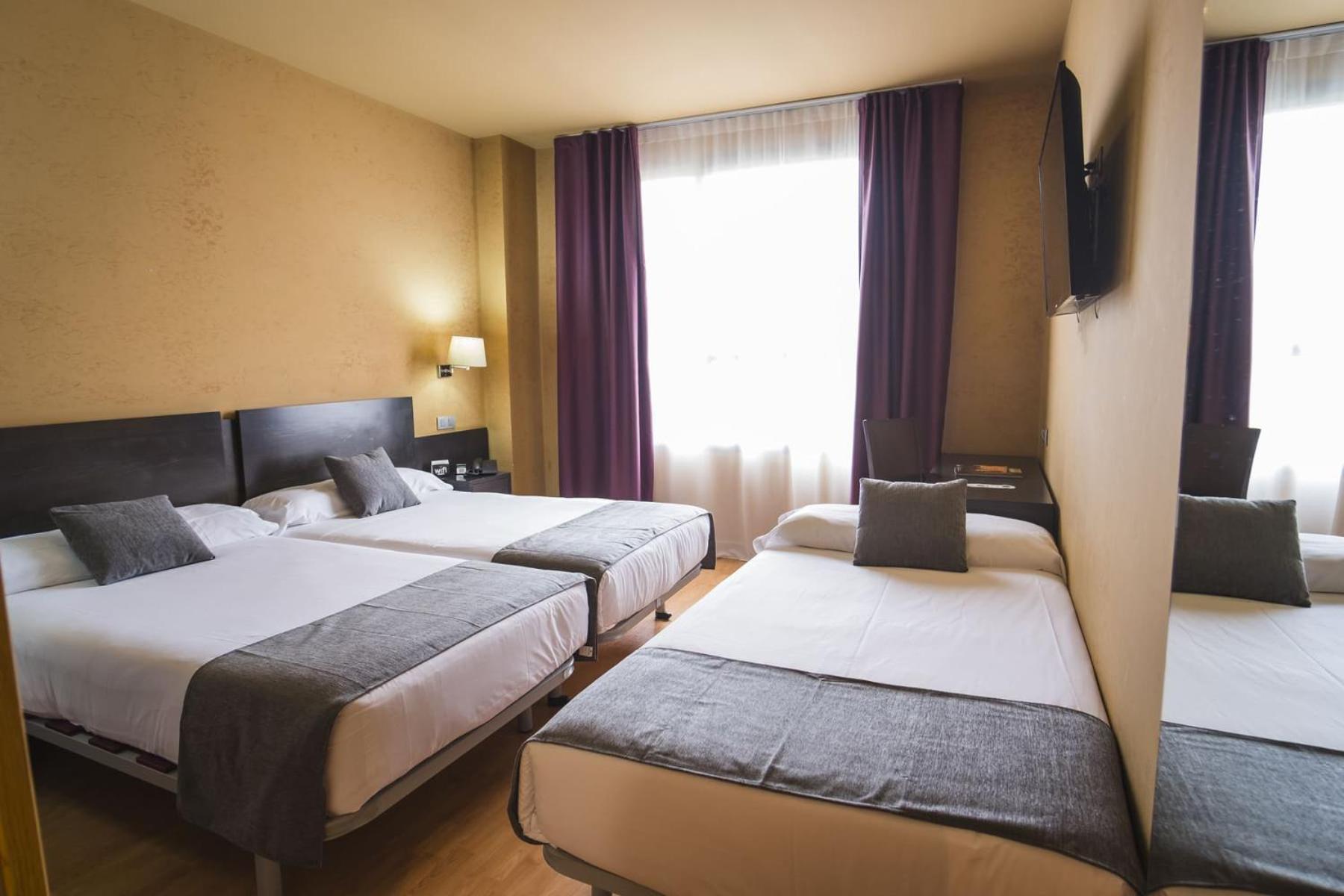 Alda El Espinar Hotel Ngoại thất bức ảnh